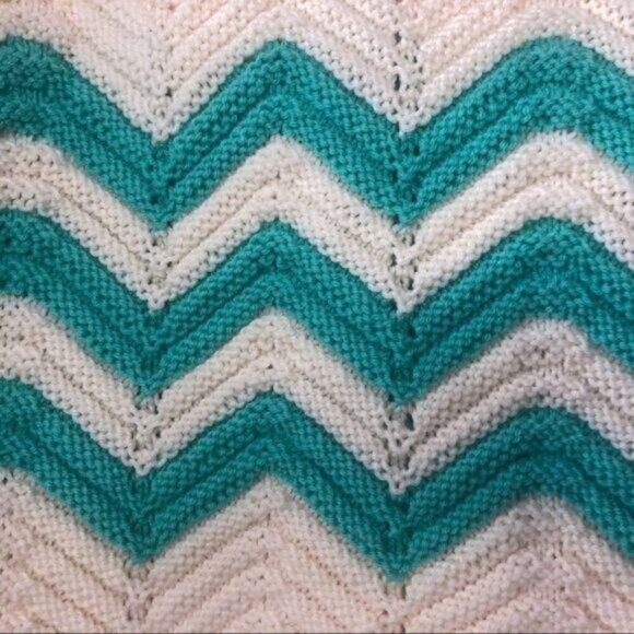 Handmade Crocheted Knit Double Chevron Print Green and Cream Blanket Cottagecore - Picture 3 of 9